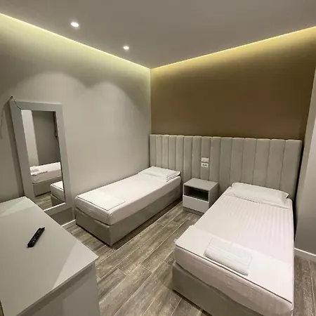Quarto em Acomodações Particulares Vila Guza *