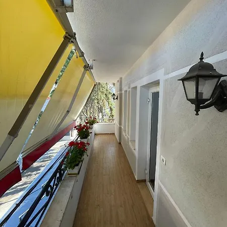 Vila Guza