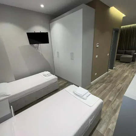Vila Guza Tirana