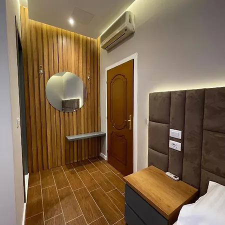 Quarto em Acomodações Particulares Vila Guza Tirana